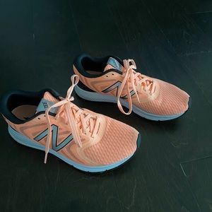 New Balance tennis shoe